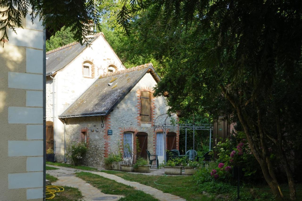 Le Moulin De La Planche Panzió Cerelles Kültér fotó